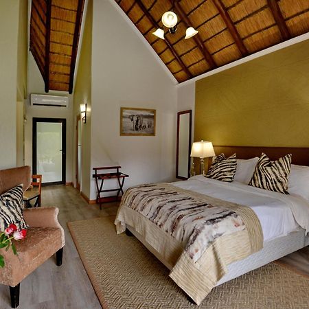 Mabula Game Lodge Mabula Game Reserve ภายนอก รูปภาพ